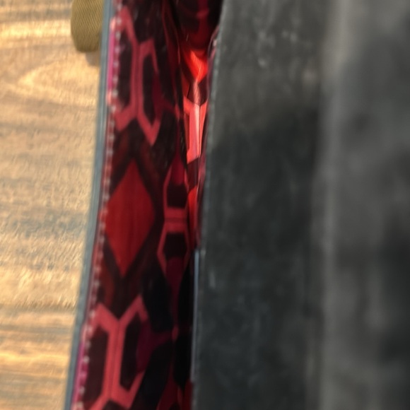 Gucci patent black clutch with dust bag - Picture 6 of 6